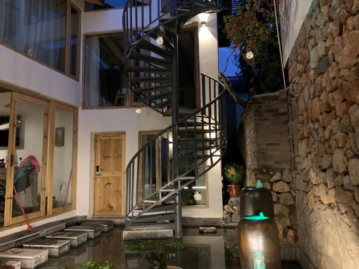 Lijiang Yunqi Holiday Guesthouse Bagian luar foto