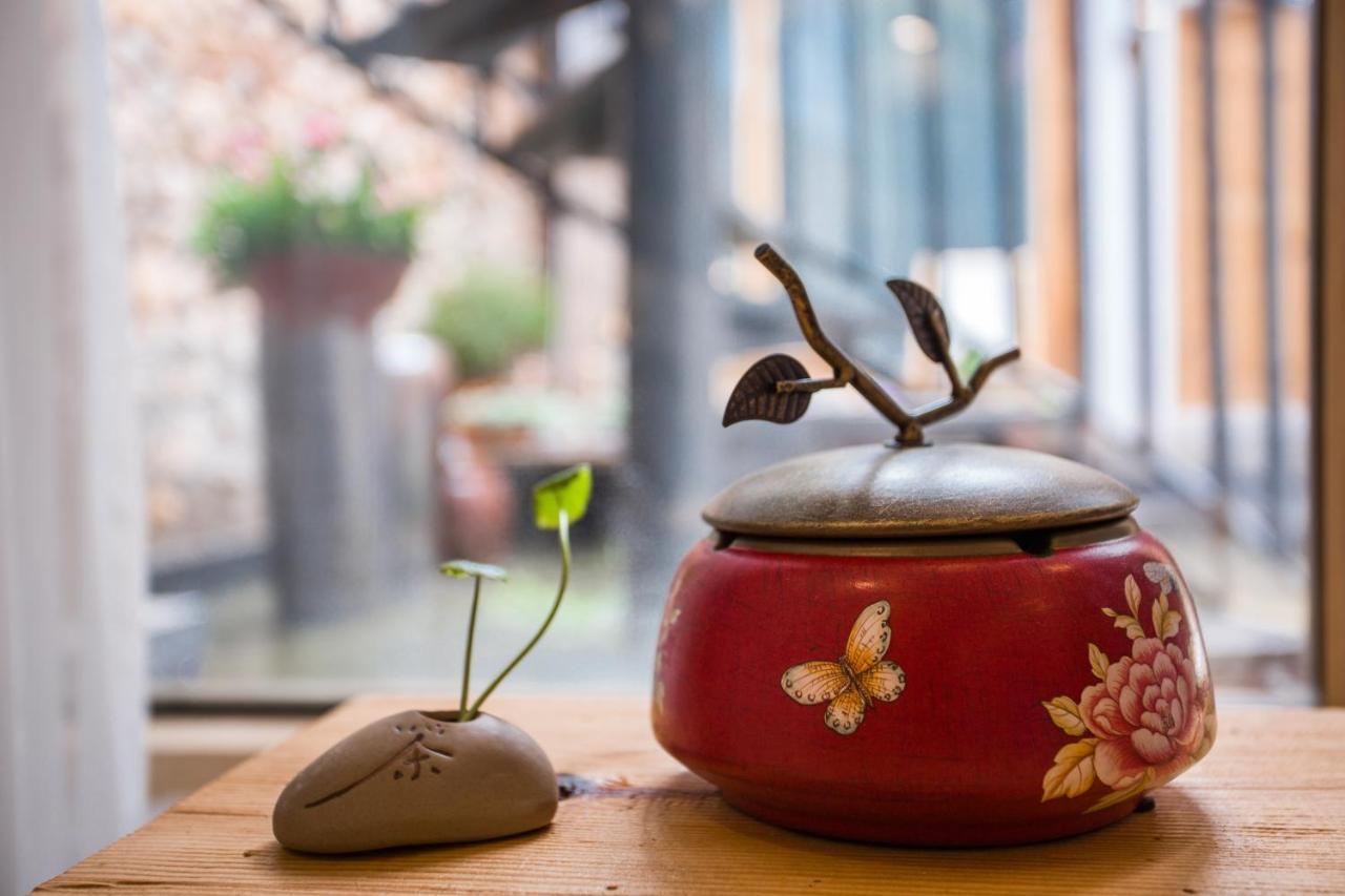 Lijiang Yunqi Holiday Guesthouse Bagian luar foto