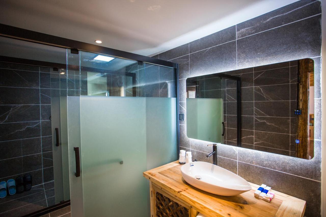 Lijiang Yunqi Holiday Guesthouse Bagian luar foto